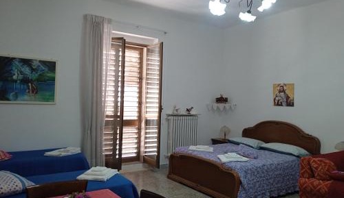 Classic Quadruple Room
