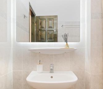 Double or Twin Room with Sea View