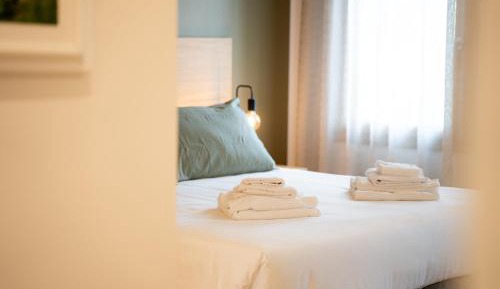 Single Room with Private Bathroom