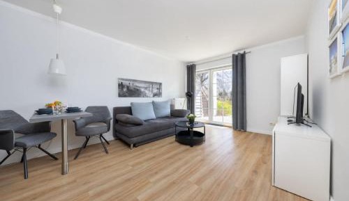 One-Bedroom Apartment with Terrace