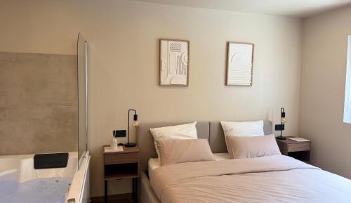One-Bedroom Villa