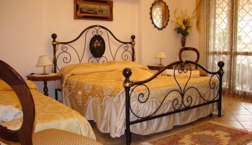 Triple Room with Bathroom