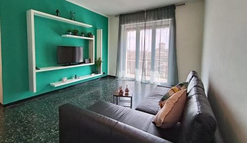 One-Bedroom Apartment with City View