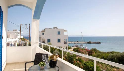 One-Bedroom Apartment (4 Adults) with Sea View