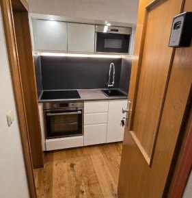 Apartment with Shower
