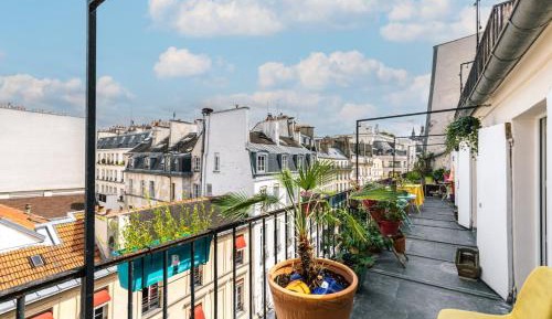 Apartment with Balcony