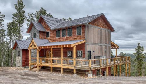 Five-Bedroom Holiday Home