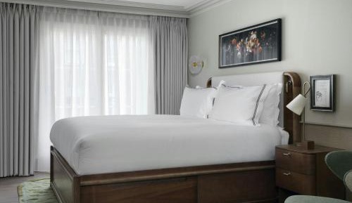 Marquis King Suite
