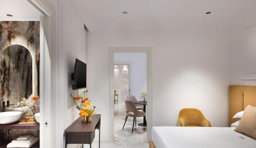 Deluxe One-Bedroom Apartment with Garden View