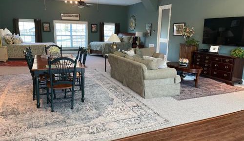 Deluxe Family Suite