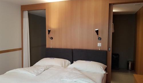 Budget Double Room with Elevator View