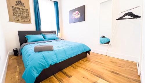 Queen Room with Shared Bathroom