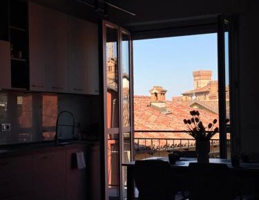 Two-Bedroom Deluxe Apartment with Balcony