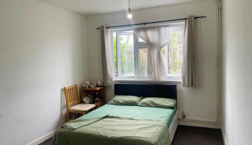 Standard Double Room with Shared Bathroom