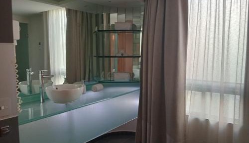 King Bungalow, Non-Smoking