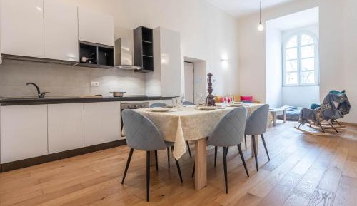 Two-Bedroom Deluxe Apartment