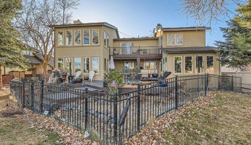 Queen Room with Garden View
