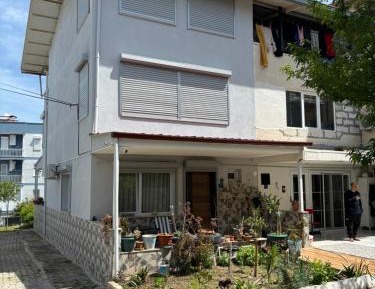 Four-Bedroom Holiday Home