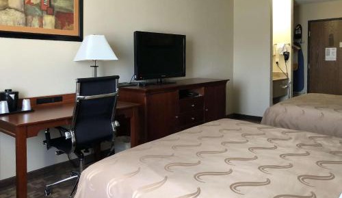 Queen Room with Two Queen Beds - Non-Smoking