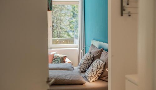 One-Bedroom Apartment with Balcony