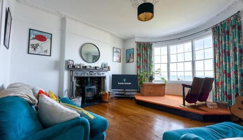 Two-Bedroom Apartment with Ocean View