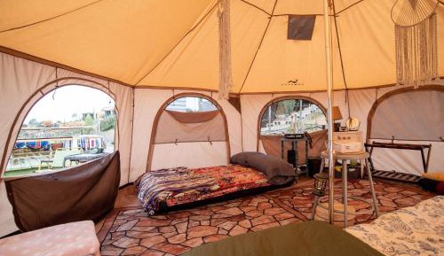 Tent
