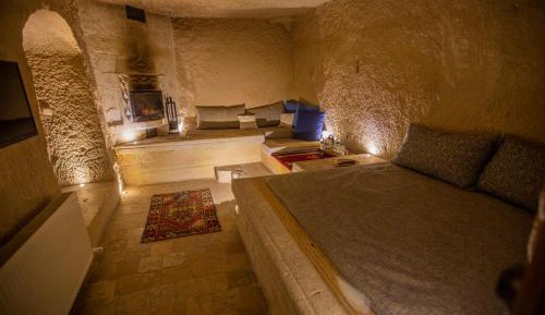 Deluxe Suite with Spa Bath