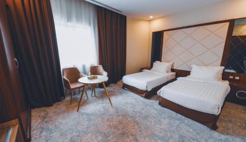 Large Twin Room