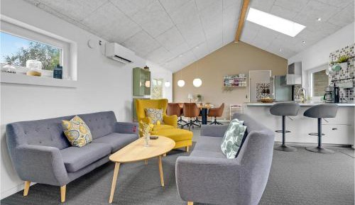 Four-Bedroom Holiday Home