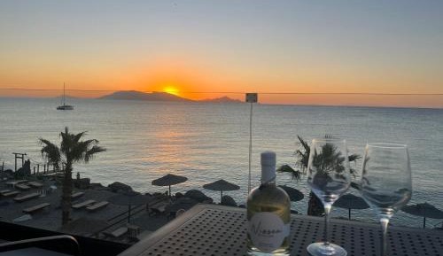 Deluxe Double Room with Balcony and Sea View