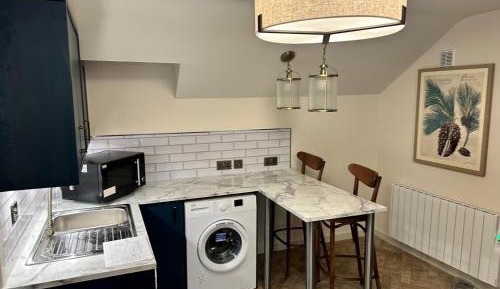 Apartment with Shower