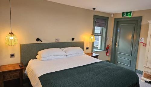 Penthouse Suite