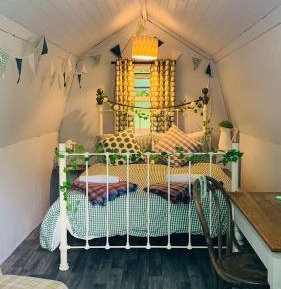 King Room with Garden View