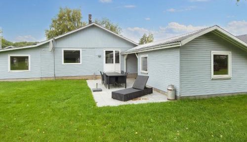 Three-Bedroom Vacation Home 