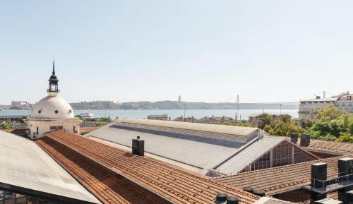 Suite with River View