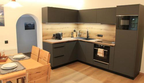 Suite with Mountain View