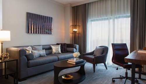 One-Bedroom King Suite with Sofa Bed 