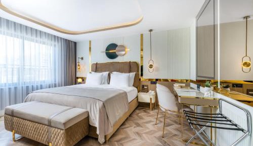 King Suite