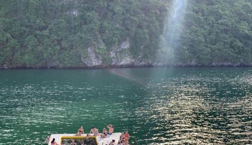 2nd Deck - Senior Suite Double/Twin with private balcony 3 days 2 nights