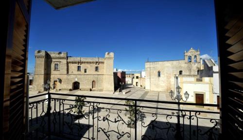 Four-Bedroom Deluxe Apartment