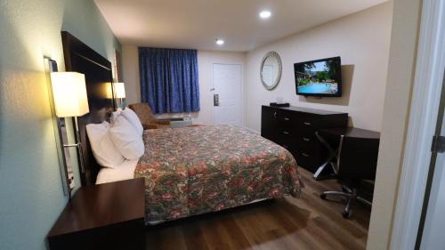 King Room - Non-Smoking