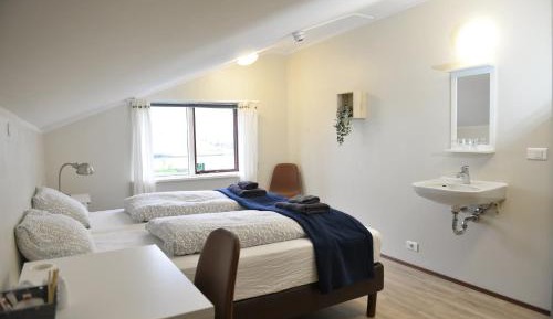 Double or Twin Room with Shared Bathroom