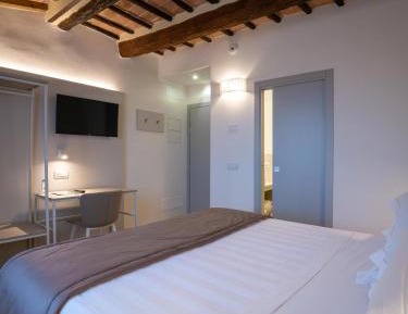 Double or Twin Room with City View