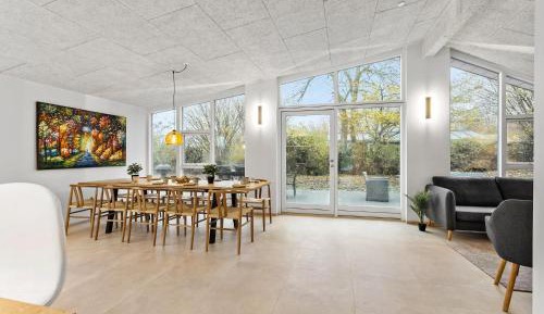 Three-Bedroom Vacation Home 