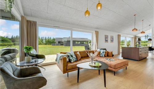 Four-Bedroom Vacation Home