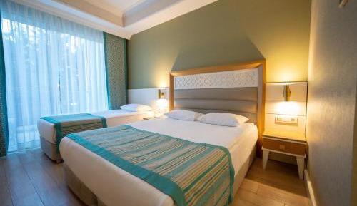 Comfort Triple Room