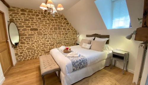 One-Bedroom Apartment with Garden View