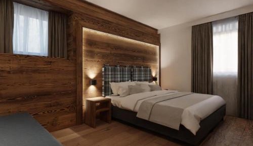 Double or Twin Room with Mountain View
