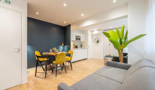 One-Bedroom Family Apartment