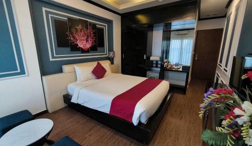 Deluxe Double or Twin Room with Balcony